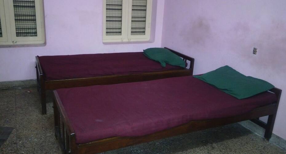 Sri Visakh Tourist Home, Thiruvananthapuram 5